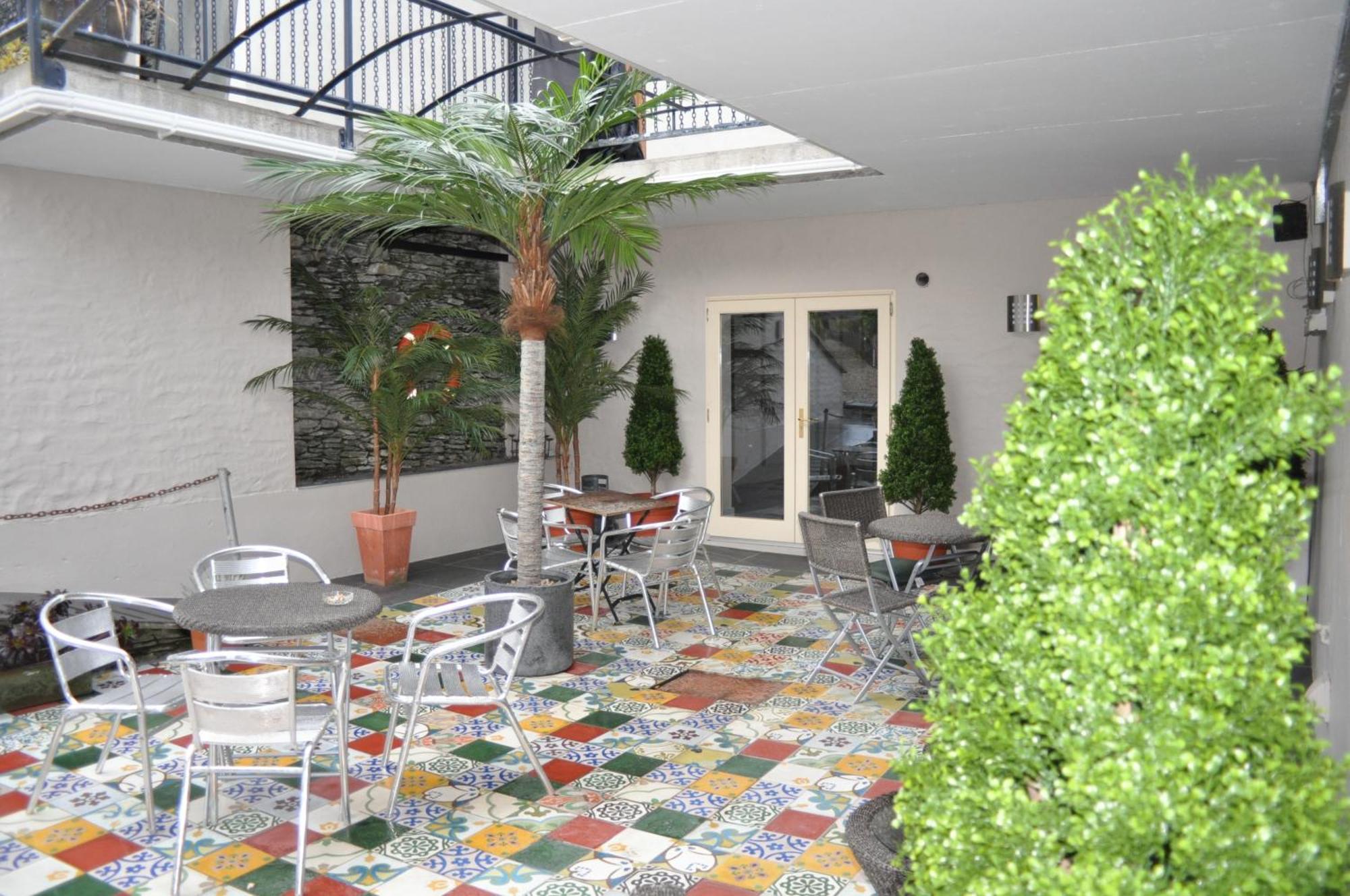 Quinlan & Cooke Boutique Townhouse And Qcs Seafood Restaurant Hotel Cahersiveen Eksteriør billede