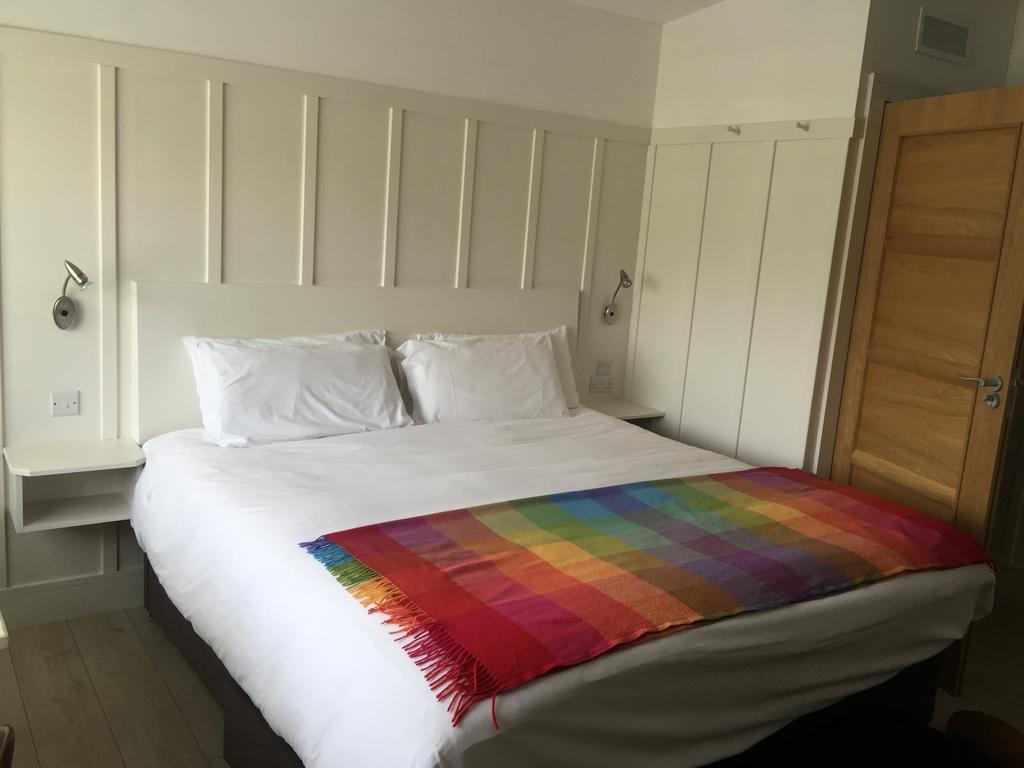 Quinlan & Cooke Boutique Townhouse And Qcs Seafood Restaurant Hotel Cahersiveen Eksteriør billede