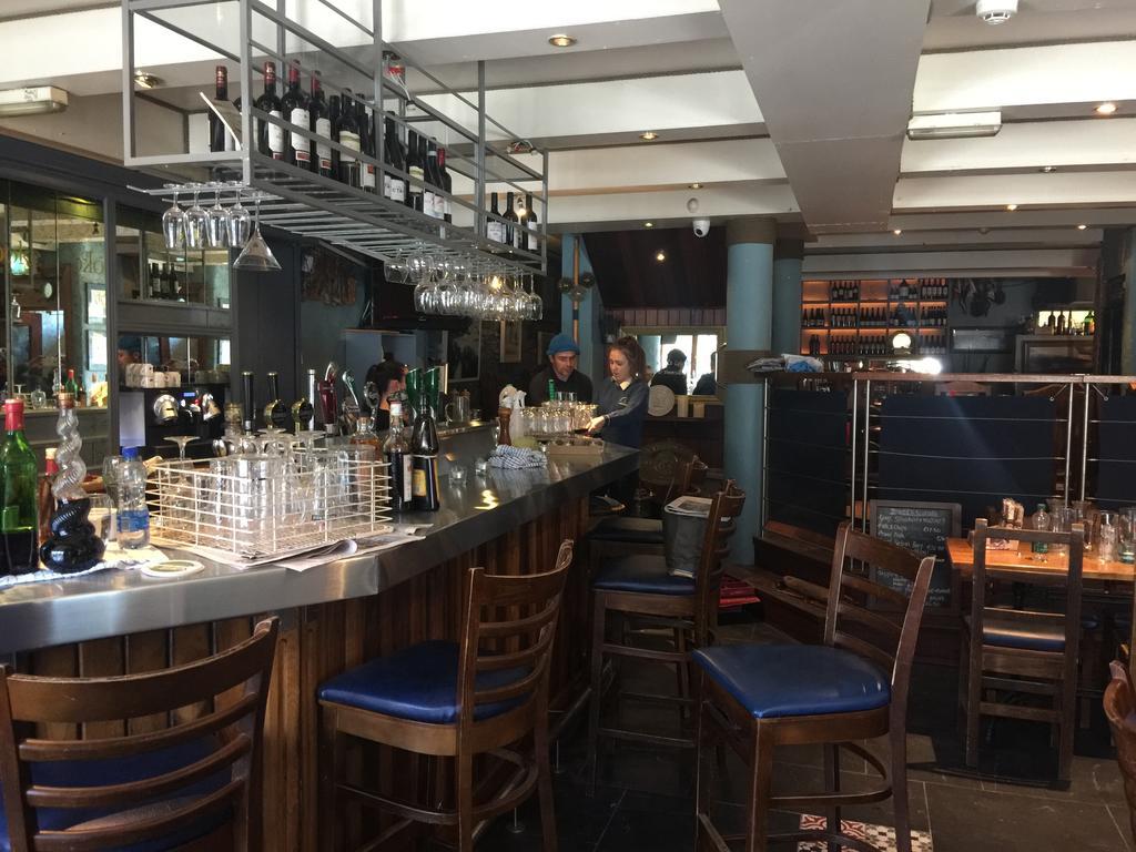 Quinlan & Cooke Boutique Townhouse And Qcs Seafood Restaurant Hotel Cahersiveen Eksteriør billede