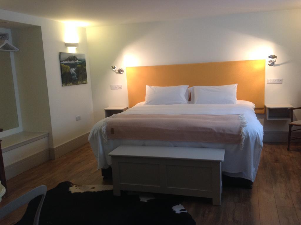 Quinlan & Cooke Boutique Townhouse And Qcs Seafood Restaurant Hotel Cahersiveen Eksteriør billede